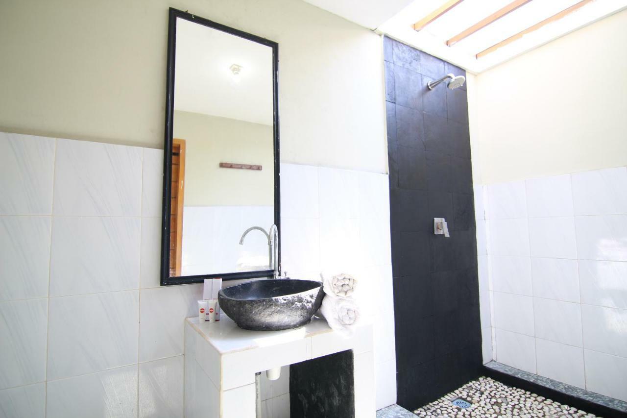 Yoland Guesthouse Gili Air Exteriér fotografie
